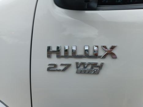 TOYOTA Hilux Caminhonete 2.7 16V 4P SRV FLEX 4X4  CABINE DUPLA AUTOMTICO, Foto 4