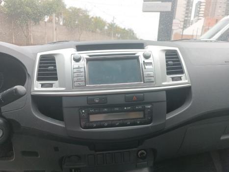 TOYOTA Hilux Caminhonete 2.7 16V 4P SRV FLEX 4X4  CABINE DUPLA AUTOMTICO, Foto 8