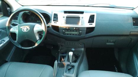 TOYOTA Hilux Caminhonete 3.0 16V 4P 4X4 SRV TURBO DIESEL CABINE DUPLA AUTOMTICO, Foto 7