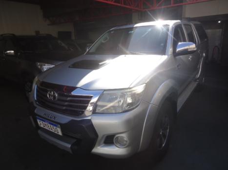 TOYOTA Hilux Caminhonete 3.0 4P 4X4 SRV TURBO DIESEL CABINE DUPLA AUTOMTICO, Foto 1