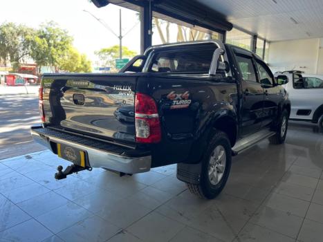 TOYOTA Hilux Caminhonete 3.0 4P 4X4 SRV TURBO DIESEL CABINE DUPLA AUTOMTICO, Foto 4