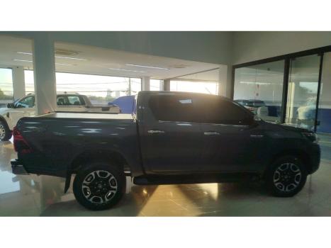 TOYOTA Hilux Caminhonete 2.8 16V SRX LIMITED 4X4 TURBO DIESEL CABINE DUPLA AUTOMTICO, Foto 4