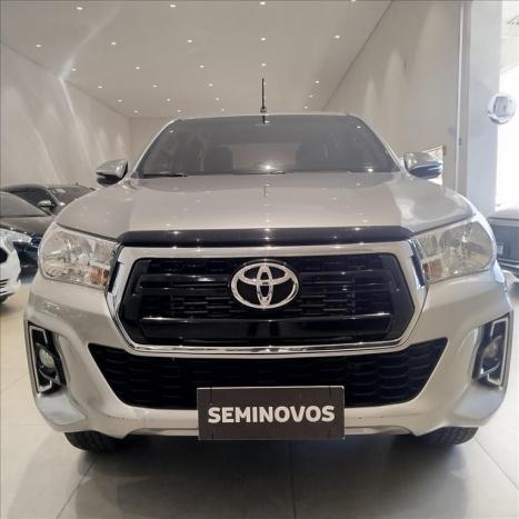 TOYOTA Hilux Caminhonete 2.8 16V 4P SR 4X4 DIESEL CABINE DUPLA AUTOMTICO, Foto 2