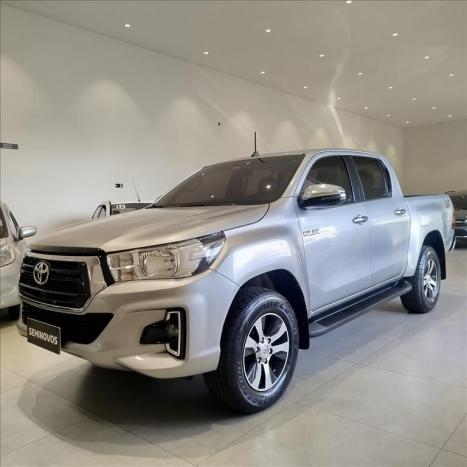 TOYOTA Hilux Caminhonete 2.8 16V 4P SR 4X4 DIESEL CABINE DUPLA AUTOMTICO, Foto 3