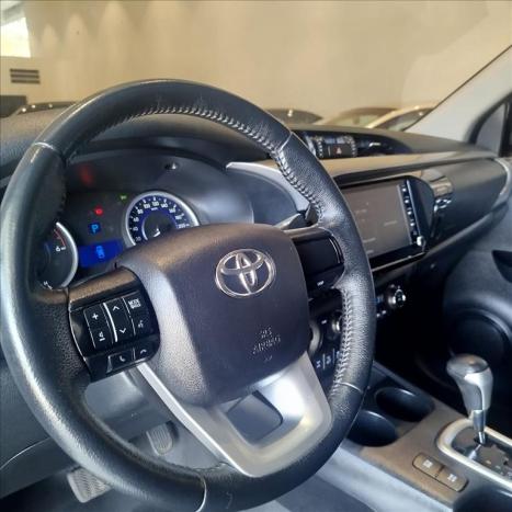 TOYOTA Hilux Caminhonete 2.8 16V 4P SR 4X4 DIESEL CABINE DUPLA AUTOMTICO, Foto 11