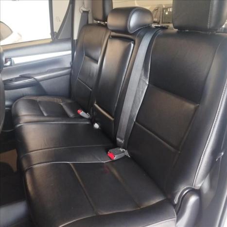TOYOTA Hilux Caminhonete 2.8 16V 4P SR 4X4 DIESEL CABINE DUPLA AUTOMTICO, Foto 14