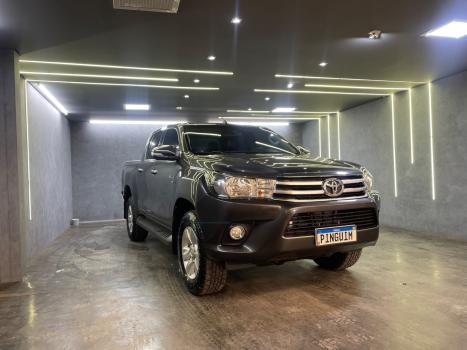 TOYOTA Hilux Caminhonete 2.7 16V 4P SRV FLEX 4X4  CABINE DUPLA AUTOMTICO, Foto 4