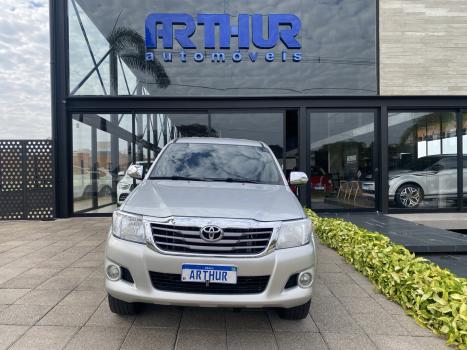 TOYOTA Hilux Caminhonete 2.7 16V 4P SRV FLEX CABINE DUPLA AUTOMTICO, Foto 2