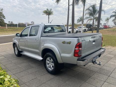 TOYOTA Hilux Caminhonete 2.7 16V 4P SRV FLEX CABINE DUPLA AUTOMTICO, Foto 4