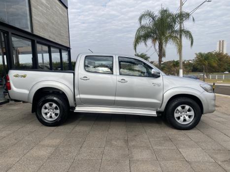 TOYOTA Hilux Caminhonete 2.7 16V 4P SRV FLEX CABINE DUPLA AUTOMTICO, Foto 10