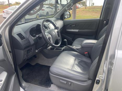 TOYOTA Hilux Caminhonete 2.7 16V 4P SRV FLEX CABINE DUPLA AUTOMTICO, Foto 12