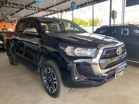 TOYOTA Hilux Caminhonete 2.8 16V SRV 4X4 DIESEL CABINE DUPLA AUTOMTICO, Foto 4