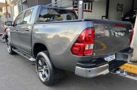 TOYOTA Hilux Caminhonete 2.8 16V 4P SR 4X4 DIESEL CABINE DUPLA AUTOMTICO, Foto 4