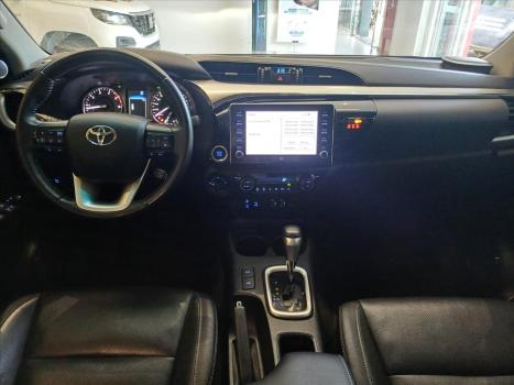 TOYOTA Hilux Caminhonete 2.8 16V SRX 4X4 TURBO DIESEL CABINE DUPLA AUTOMTICO, Foto 10