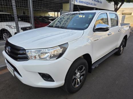 TOYOTA Hilux Caminhonete 2.8 16V  LOW M4FD 4X4 TURBO DIESEL CABINE DUPLA, Foto 1