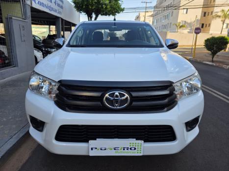 TOYOTA Hilux Caminhonete 2.8 16V  LOW M4FD 4X4 TURBO DIESEL CABINE DUPLA, Foto 7