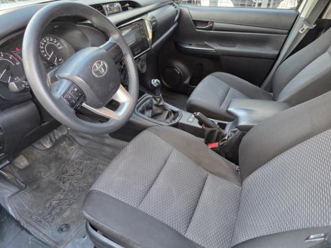 TOYOTA Hilux Caminhonete 2.8 16V  LOW M4FD 4X4 TURBO DIESEL CABINE DUPLA, Foto 9