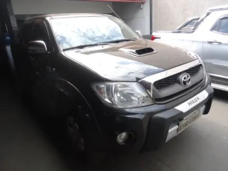 TOYOTA Hilux Caminhonete 3.0 4P 4X4 SRV TURBO DIESEL CABINE DUPLA AUTOMTICO, Foto 2