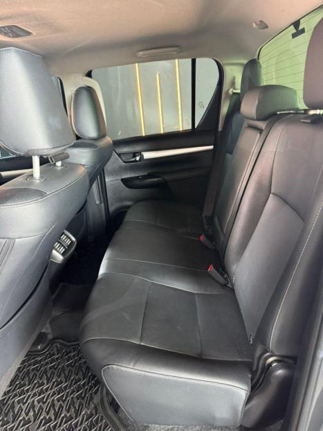 TOYOTA Hilux Caminhonete 2.8 16V 4P SRX DIESEL CABINE DUPLA, Foto 12