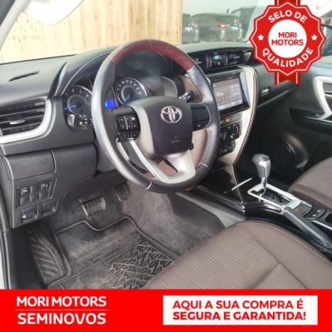 TOYOTA Hilux SW4 2.7 16V 4P SR FLEX AUTOMTICO, Foto 7