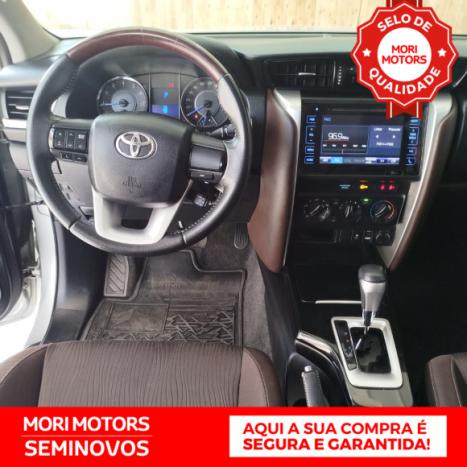 TOYOTA Hilux SW4 2.7 16V 4P SR FLEX AUTOMTICO, Foto 9