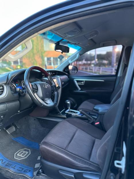 TOYOTA Hilux SW4 2.7 16V 4P FLEX SR 7 LUGARES AUTOMTICO, Foto 3