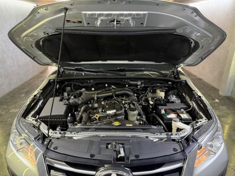TOYOTA Hilux SW4 2.7 16V 4P FLEX SR 7 LUGARES AUTOMTICO, Foto 15