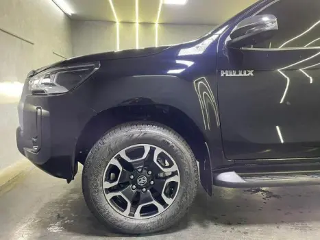 TOYOTA Hilux SW4 2.8 4P SRX 4X4 TURBO DIESEL AUTOMTICO, Foto 19