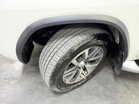 TOYOTA Hilux SW4 2.8 16V 4P SRX 4X4 7 LUGARES TURBO DIESEL AUTOMTICO, Foto 10
