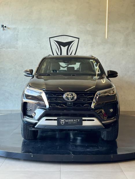 TOYOTA Hilux SW4 2.8 16V 4P SRX 4X4 7 LUGARES TURBO DIESEL AUTOMTICO, Foto 8