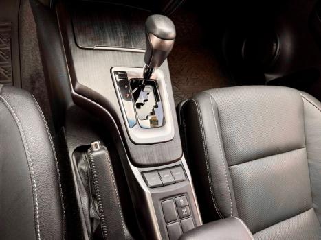 TOYOTA Hilux SW4 2.8 16V 4P SRX 4X4 7 LUGARES TURBO DIESEL AUTOMTICO, Foto 14