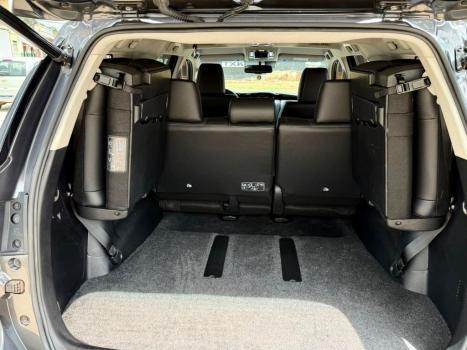 TOYOTA Hilux SW4 2.8 16V 4P SRX 4X4 7 LUGARES TURBO DIESEL AUTOMTICO, Foto 19