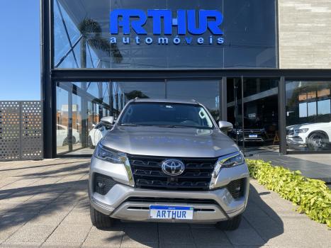 TOYOTA Hilux SW4 2.8 16V 4P SRX 4X4 7 LUGARES TURBO DIESEL AUTOMTICO, Foto 8