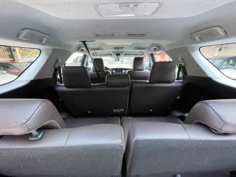 TOYOTA Hilux SW4 2.8 16V 4P SRX 4X4 7 LUGARES TURBO DIESEL AUTOMTICO, Foto 12