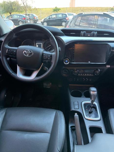 TOYOTA Hilux SW4 2.8 16V 4P SRX 4X4 7 LUGARES TURBO DIESEL AUTOMTICO, Foto 6