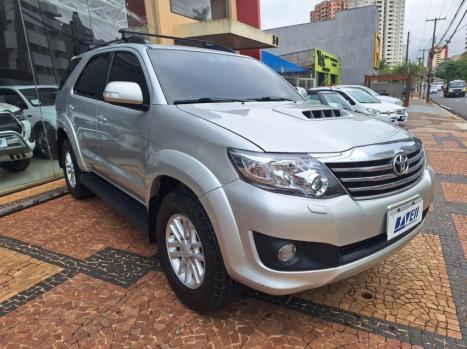 TOYOTA Hilux SW4 3.0 16V 4P SRV 4X4 TURBO DIESEL AUTOMTICO, Foto 4