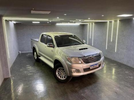 TOYOTA Hilux SW4 3.0 V6 12V 4P 4X4, Foto 1