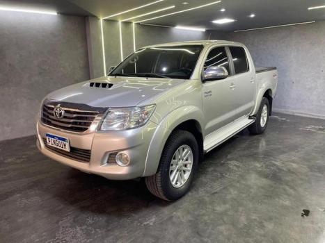 TOYOTA Hilux SW4 3.0 V6 12V 4P 4X4, Foto 2