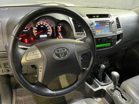 TOYOTA Hilux SW4 3.0 V6 12V 4P 4X4, Foto 13