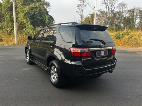 TOYOTA Hilux SW4 3.0 V6 12V 4P SRV 4X4 TURBO DIESEL AUTOMTICO, Foto 5