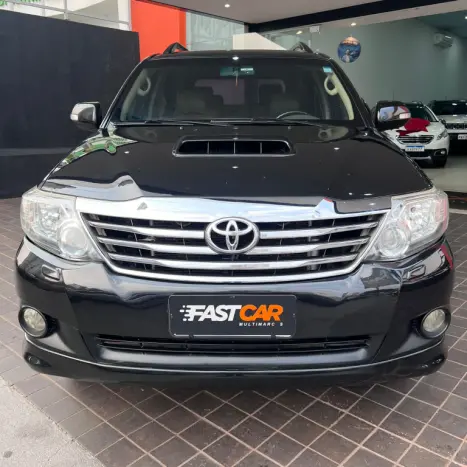 TOYOTA Hilux SW4 3.0 16V 4P SRV 4X4 7 LUGARES TURBO DIESEL AUTOMTICO, Foto 5