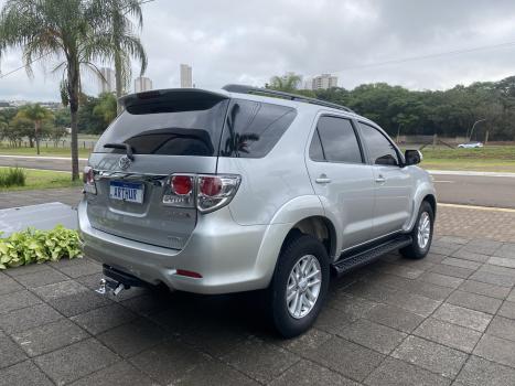 TOYOTA Hilux SW4 3.0 V6 12V 4P SRV TURBO DIESEL AUTOMTICO, Foto 6