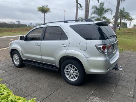 TOYOTA Hilux SW4 3.0 V6 12V 4P SRV TURBO DIESEL AUTOMTICO, Foto 7