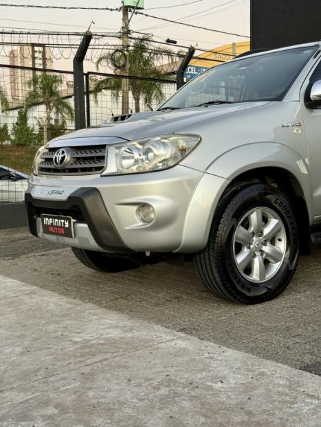 TOYOTA Hilux SW4 3.0 16V 4P SRV 4X4 7 LUGARES TURBO DIESEL AUTOMTICO, Foto 5