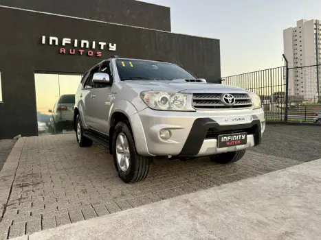 TOYOTA Hilux SW4 3.0 16V 4P SRV 4X4 7 LUGARES TURBO DIESEL AUTOMTICO, Foto 11