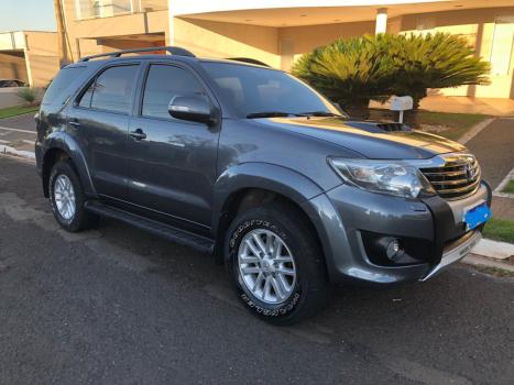 TOYOTA Hilux SW4 3.0 16V 4P SRV 4X4 TURBO DIESEL AUTOMTICO, Foto 10