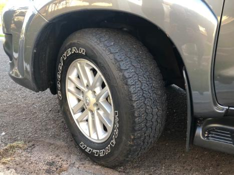 TOYOTA Hilux SW4 3.0 16V 4P SRV 4X4 TURBO DIESEL AUTOMTICO, Foto 11