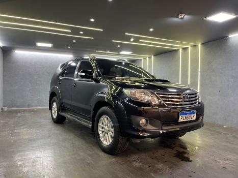 TOYOTA Hilux SW4 3.0 16V 4P SRV 4X4 TURBO DIESEL AUTOMTICO, Foto 2