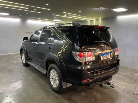 TOYOTA Hilux SW4 3.0 16V 4P SRV 4X4 TURBO DIESEL AUTOMTICO, Foto 7