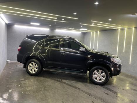 TOYOTA Hilux SW4 3.0 16V 4P SRV 4X4 7 LUGARES TURBO DIESEL AUTOMTICO, Foto 5